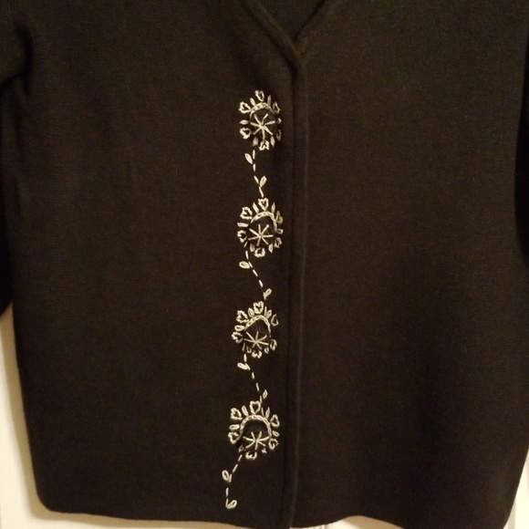 🎩Christopher & Banks Sweater - Picture 2 of 9